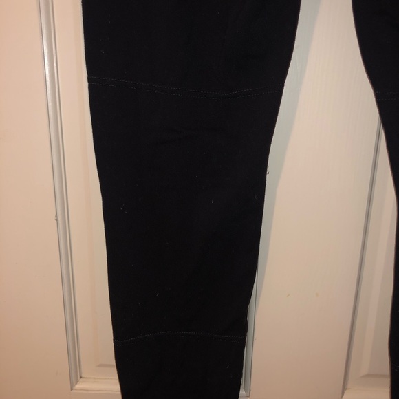Black Athleta Jeggings With Real Pockets - Picture 7 of 8